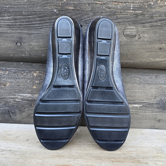 Anne Klein Sport Camrynne Modern Classic Peep Toe Comfort Wedge 7M - Picture 14 of 16